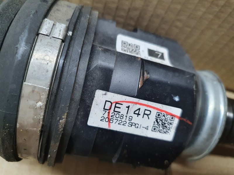 Recambio de transmision delantera derecha para toyota prius+ advance referencia OEM IAM SIN REF  