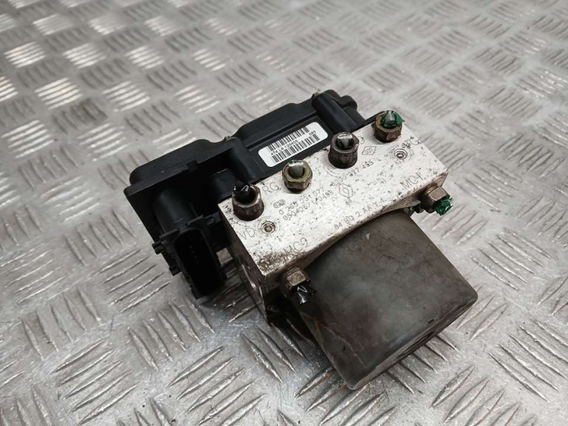 Recambio de abs para renault megane ii berlina 3p confort authentique referencia OEM IAM 8200377455 0265231577 BOSCH