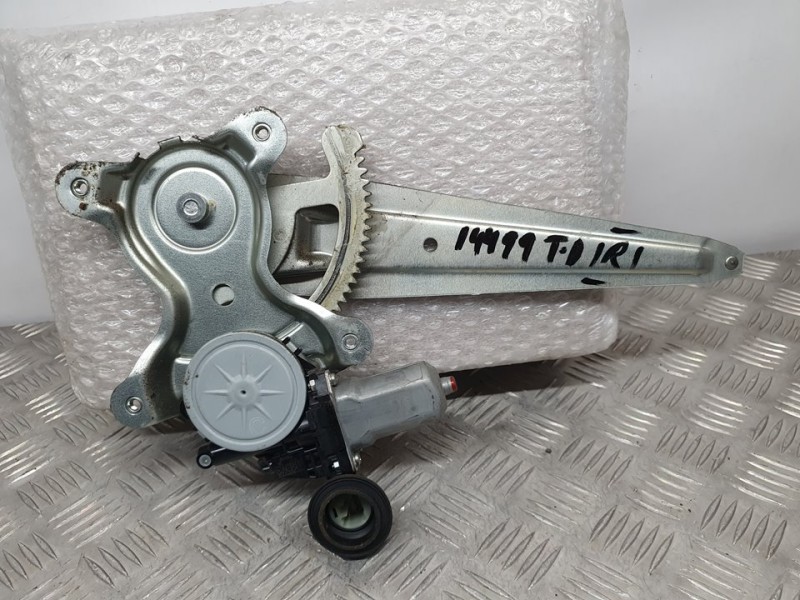 Recambio de elevalunas trasero derecho para toyota rav 4 (a3) executive referencia OEM IAM 6980342040  ELECTRICO 6 PINES