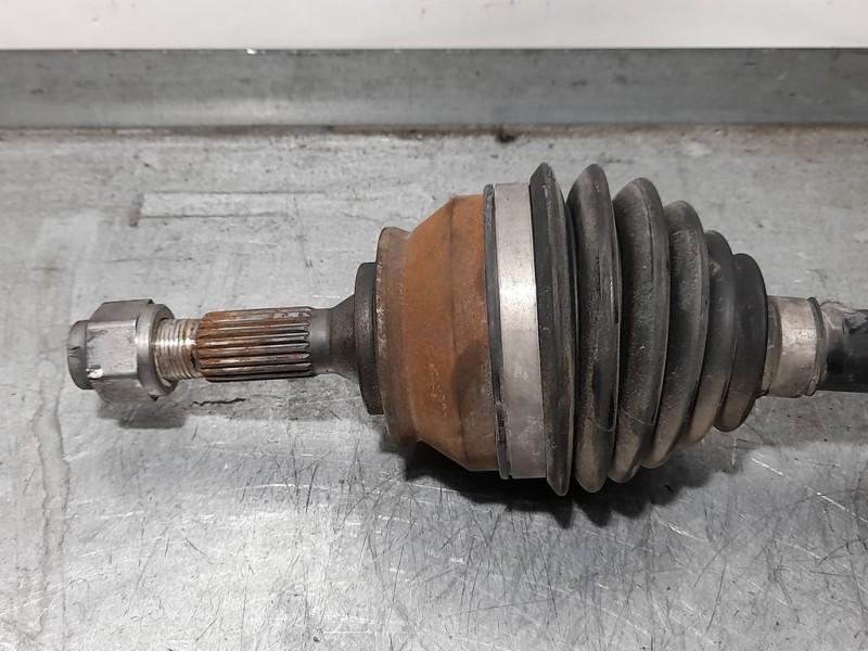 Recambio de transmision delantera izquierda para citroën c4 cactus live referencia OEM IAM 9801048580  