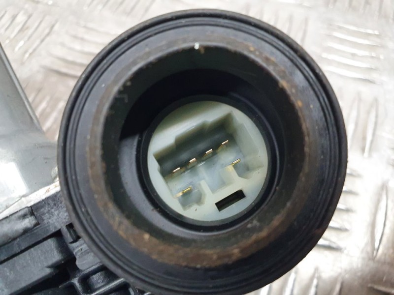 Recambio de elevalunas trasero derecho para toyota rav 4 (a3) executive referencia OEM IAM 6980342040  ELECTRICO 6 PINES