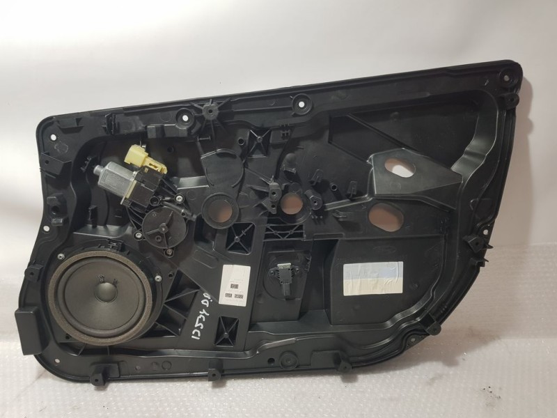 Recambio de elevalunas delantero derecho para ford fiesta (ccn) trend referencia OEM IAM C1BBA045H16AB  ELECTRICO 6 PINS