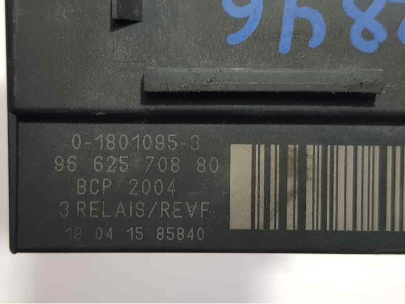 Recambio de caja precalentamiento para ds 7 crossback so chic referencia OEM IAM 9662570880  