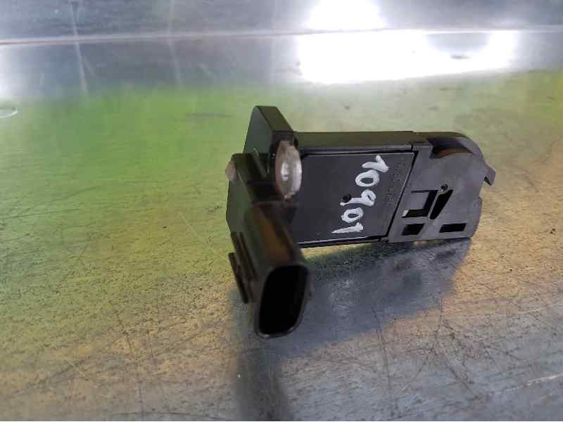 Recambio de caudalimetro para toyota auris active referencia OEM IAM 2220426010 AFH70M77 
