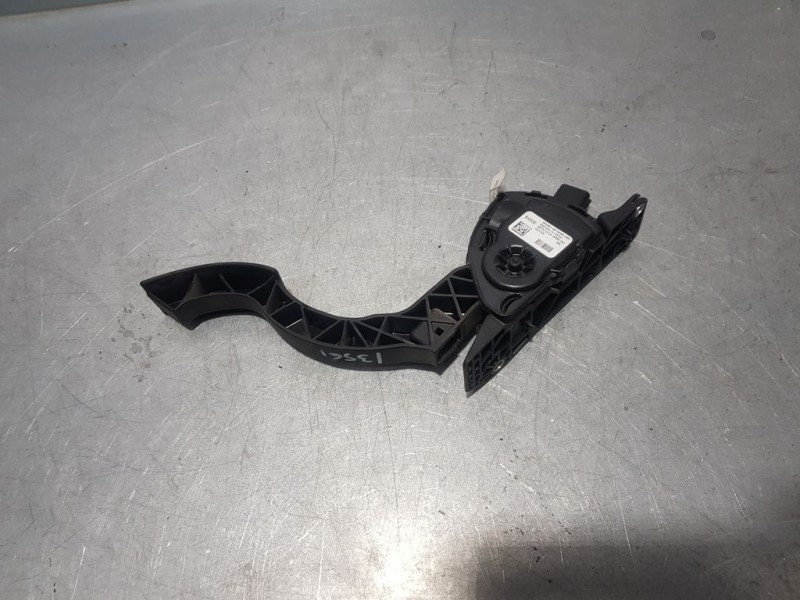 Recambio de potenciometro pedal para ford focus lim. (cb8) trend referencia OEM IAM BV619F836AB 6PV01039830 