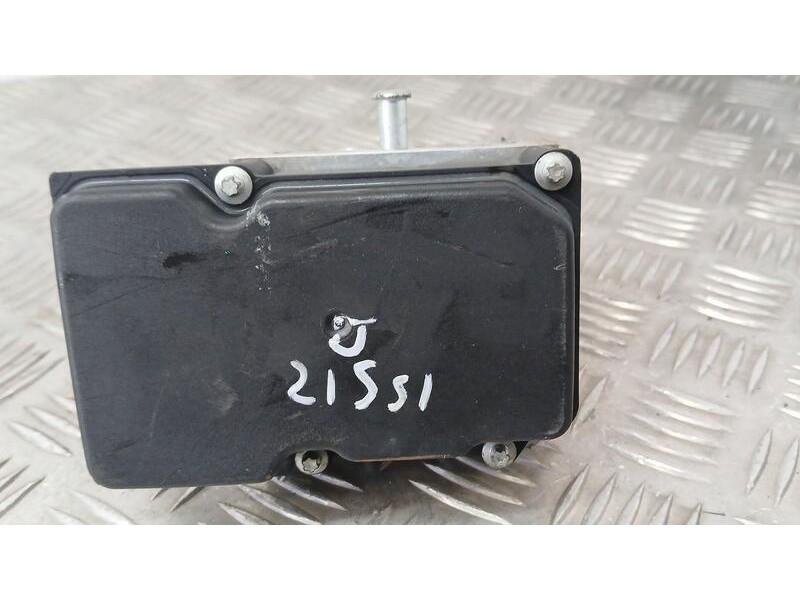 Recambio de abs para dacia duster laureate 4x2 referencia OEM IAM 8200846463  0265232384