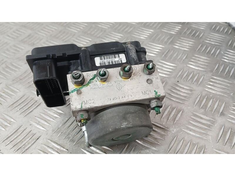 Recambio de abs para dacia duster laureate 4x2 referencia OEM IAM 8200846463  0265232384