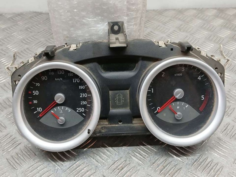 Recambio de cuadro instrumentos para renault megane ii berlina 3p confort authentique referencia OEM IAM 8200462283B  