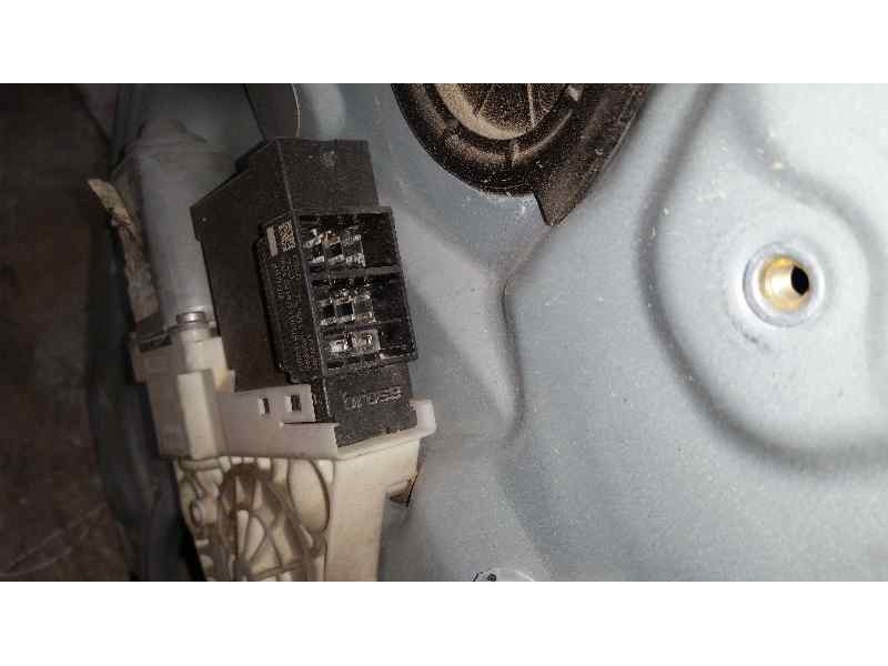 Recambio de elevalunas delantero derecho para seat ibiza (6l1) reference referencia OEM IAM  14 PIN ELECTRICO