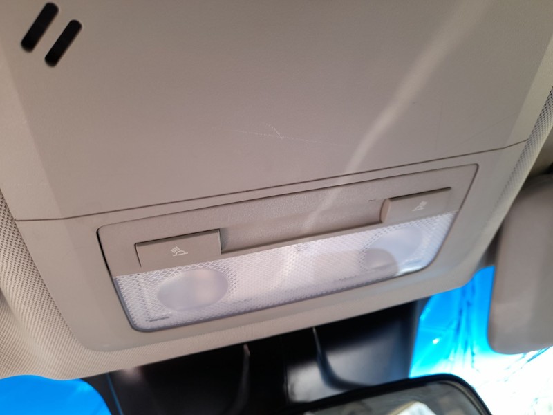 Recambio de luz interior para chevrolet cruze hatchback (j305) 2.0 cdi referencia OEM IAM 96946830  
