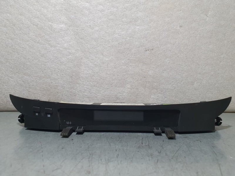 Recambio de pantalla multifuncion para hyundai elantra (md) tecno referencia OEM IAM 945103XAA0  