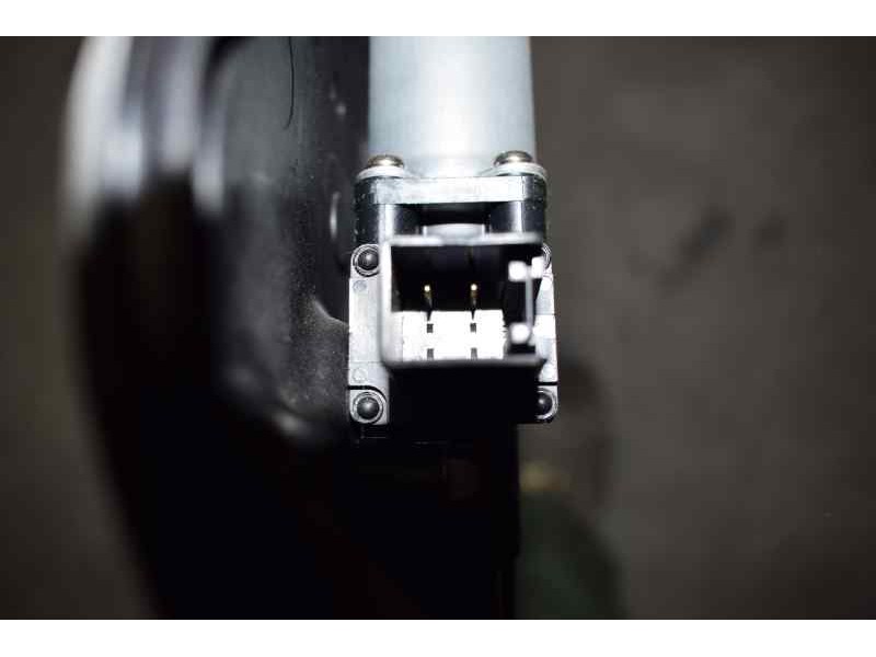 Recambio de elevalunas delantero derecho para mazda 2 lim. (de) 1.3 active (5-ptas.) (55kw) referencia OEM IAM  2 PINS ELECTRICO