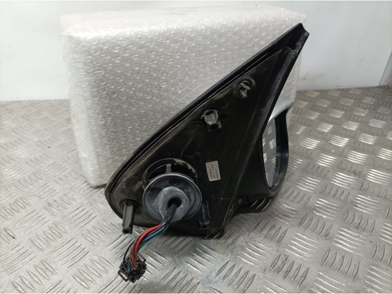 Recambio de retrovisor derecho para peugeot 206+ básico referencia OEM IAM 96725799XT  ELECTRICO 7 CABLES