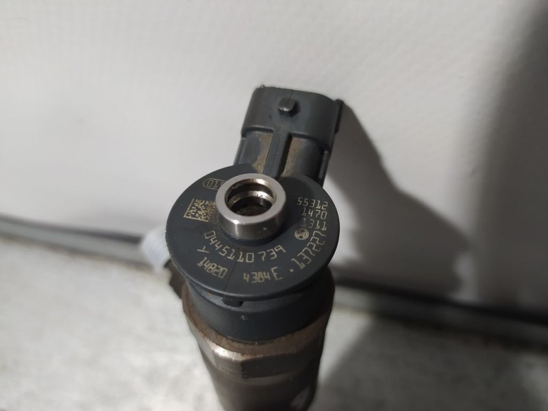 Recambio de inyector para citroën berlingo station wagon 1.6 hdi fap referencia OEM IAM 445110739  BOSCH