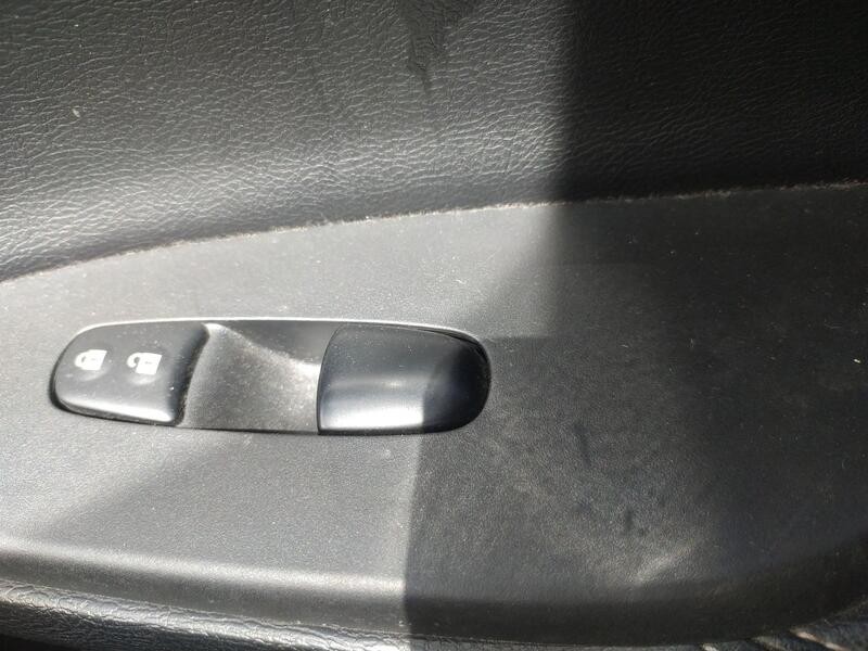 Recambio de mando elevalunas delantero derecho para nissan pulsar hatchback (c13) 1.5 dci referencia OEM IAM 254114BA0A  