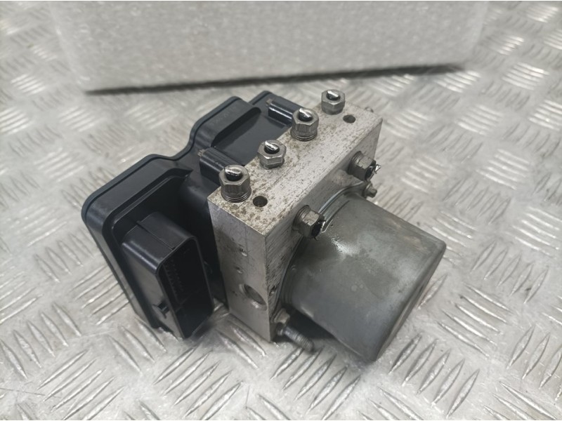 Recambio de abs para citroën jumper grossraumkasten 35 l3h3 bluehdi 130 referencia OEM IAM 52065547 02652577H BOSCH