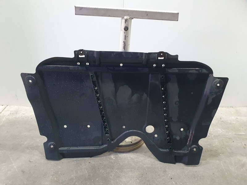 Recambio de cubrecarter para dacia dokker ambiance referencia OEM IAM   