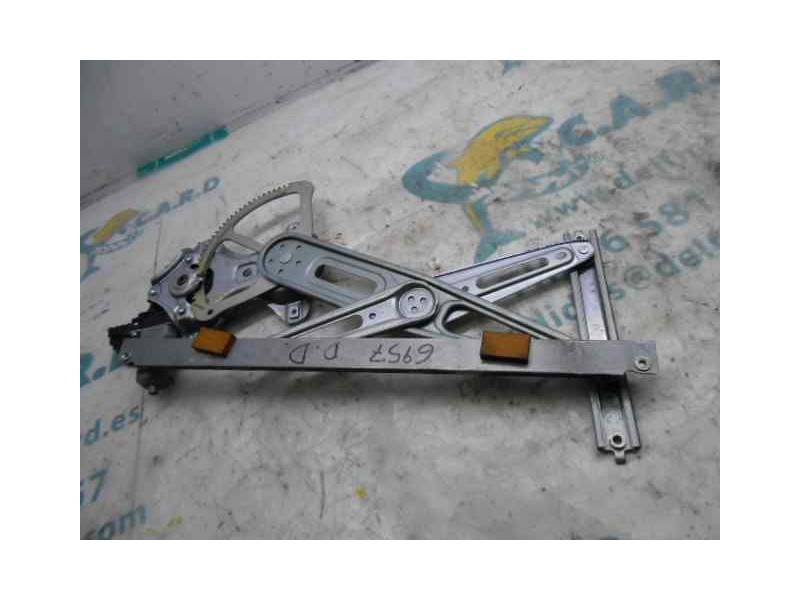Recambio de elevalunas delantero derecho para toyota auris 2.0 d-4d cat referencia OEM IAM 973582100 857100D100 DENSO 6 PINS