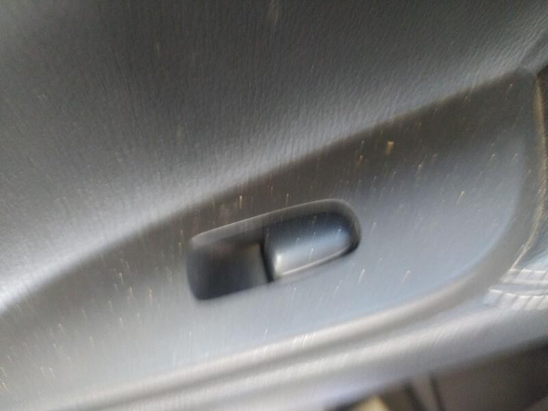 Recambio de mando elevalunas trasero derecho para nissan pulsar hatchback (c13) 1.5 dci referencia OEM IAM 254114CE0A  