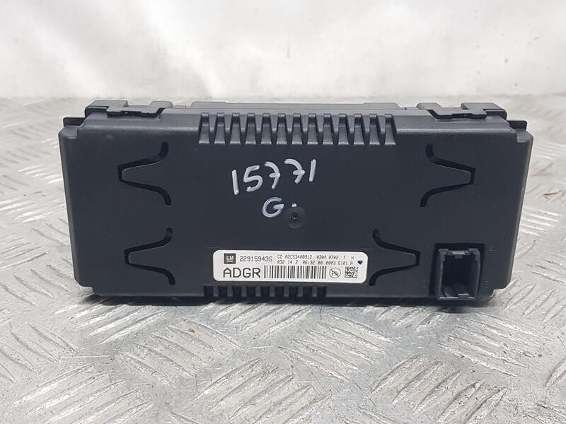 Recambio de pantalla multifuncion para opel mokka excellence referencia OEM IAM 22915943  