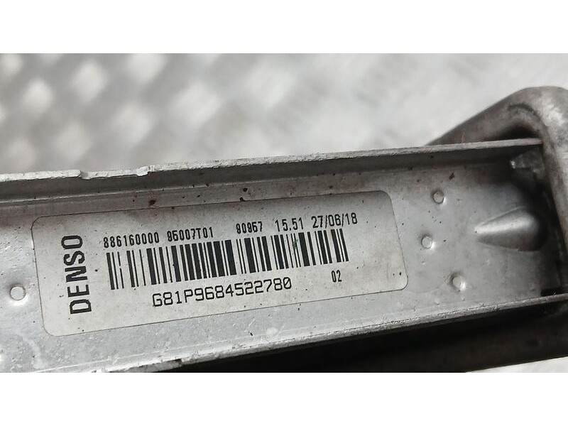 Recambio de radiador agua para citroën c3 iii (sx) 1.2 vti 82 lpg referencia OEM IAM 9684522780 DENSO 886160000