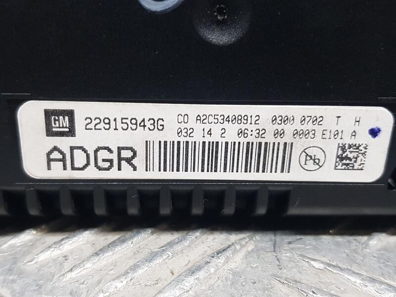 Recambio de pantalla multifuncion para opel mokka excellence referencia OEM IAM 22915943  