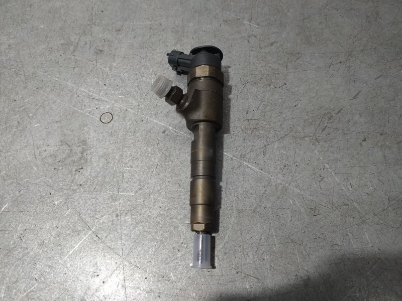 Recambio de inyector para citroën berlingo station wagon 1.6 hdi fap referencia OEM IAM 445110739  BOSCH