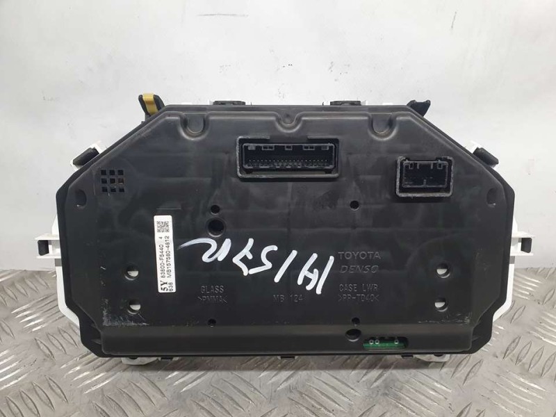 Recambio de cuadro instrumentos para toyota yaris hsd active referencia OEM IAM 83800F5440 MB1575804812 