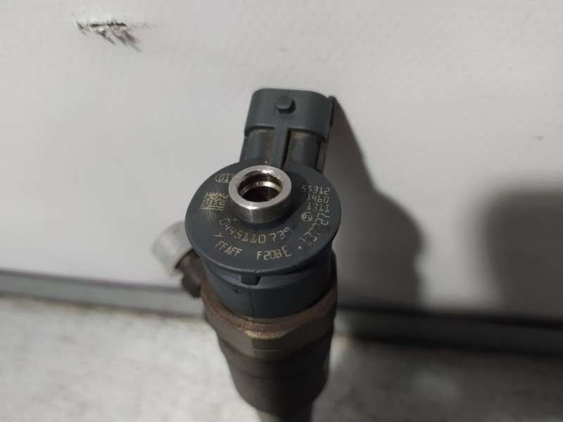 Recambio de inyector para citroën berlingo station wagon 1.6 hdi fap referencia OEM IAM 445110739  BOSCH