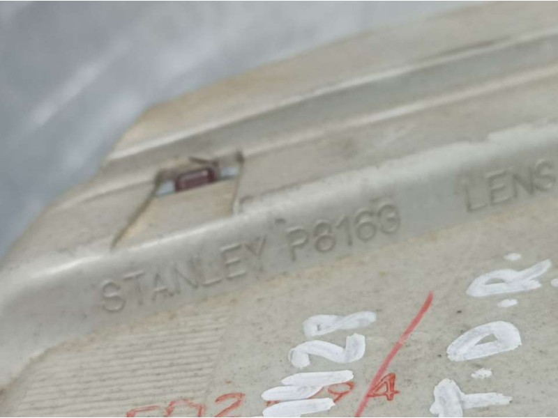 Recambio de piloto trasero derecho paragolpes para toyota land cruiser (j15) vx referencia OEM IAM P8163  STANLEY