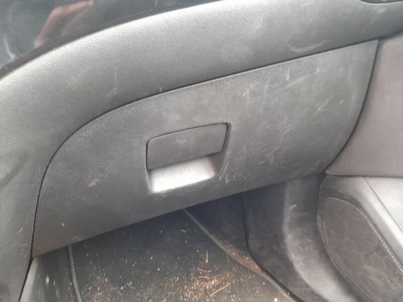 Recambio de guantera para opel corsa e (x15) 1.4 (08, 68) referencia OEM IAM 39022769  