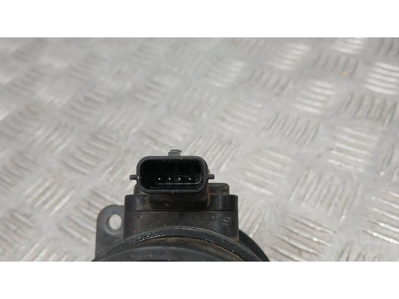 Recambio de caudalimetro para dacia duster laureate 4x2 referencia OEM IAM 8200651315B CONTINENTAL 8200655623 6WK97020