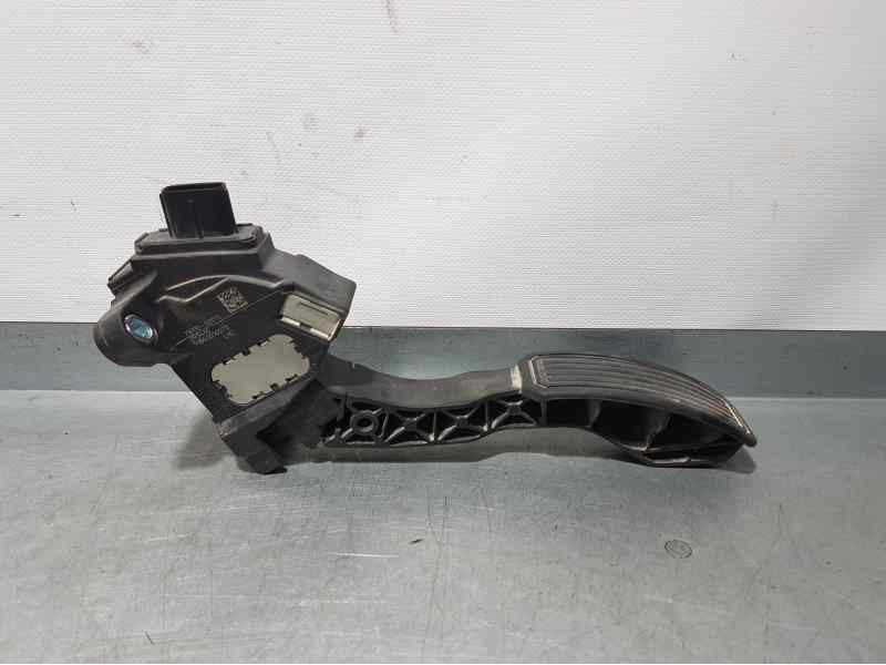 Recambio de potenciometro pedal para toyota auris active referencia OEM IAM 7811002011 51860016070 