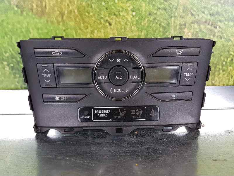 Recambio de mando climatizador para toyota auris active referencia OEM IAM 5590002300  