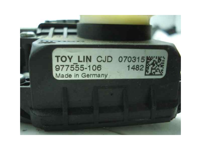 Recambio de elevalunas delantero izquierdo para toyota auris 2.0 d-4d cat referencia OEM IAM 857200230A  