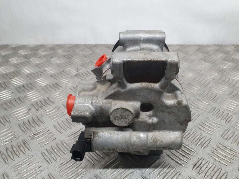 Recambio de compresor aire acondicionado para toyota auris active referencia OEM IAM 4472808912 DENSO 