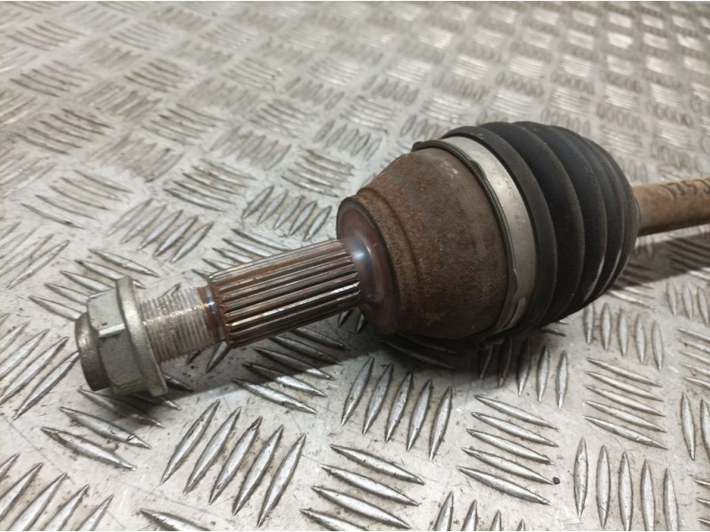 Recambio de transmision delantera izquierda para ford fiesta (ccn) trend referencia OEM IAM 8V513B437AAB  