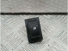 MANDO ELEVALUNAS DELANTERO DERECHO 935751H100 