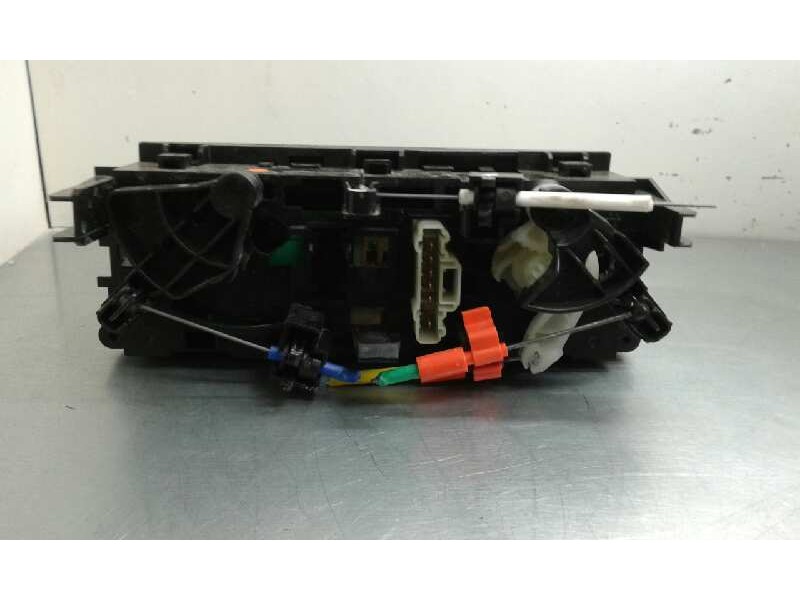 Recambio de mando calefaccion / aire acondicionado para peugeot 207 confort referencia OEM IAM N10207986 1000001775937 VALEO