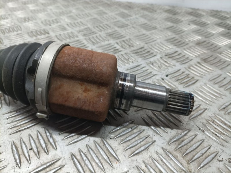 Recambio de transmision delantera izquierda para ford fiesta (ccn) trend referencia OEM IAM 8V513B437AAB  