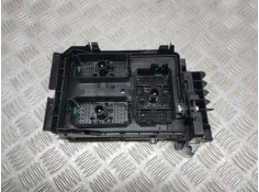 CAJA RELES / FUSIBLES 39019184 812461952 