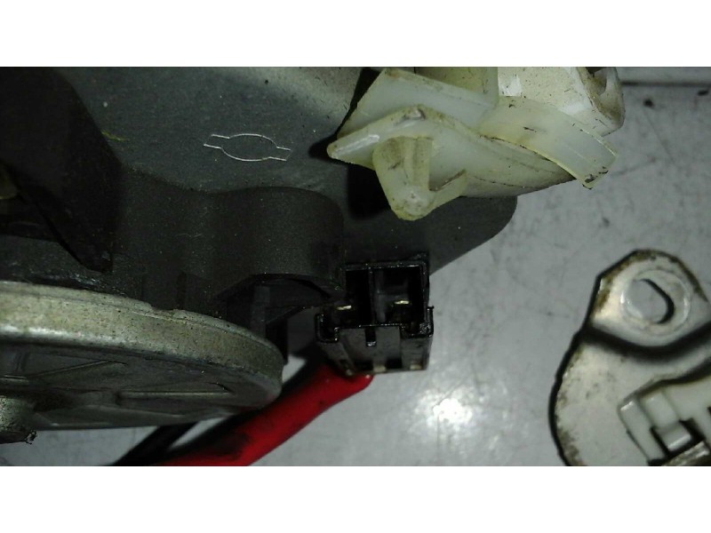 Recambio de elevalunas delantero derecho para nissan almera (n15) gx referencia OEM IAM 91208 2 PINS ELECTRICO