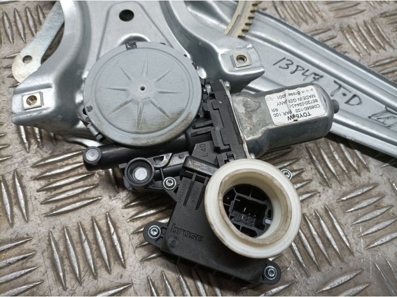 Recambio de elevalunas trasero derecho para toyota auris active referencia OEM IAM 8572002440B  ELECTRICO