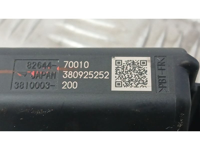 Recambio de modulo electronico para toyota aygo x play referencia OEM IAM 8264470010 3810003200 380925252