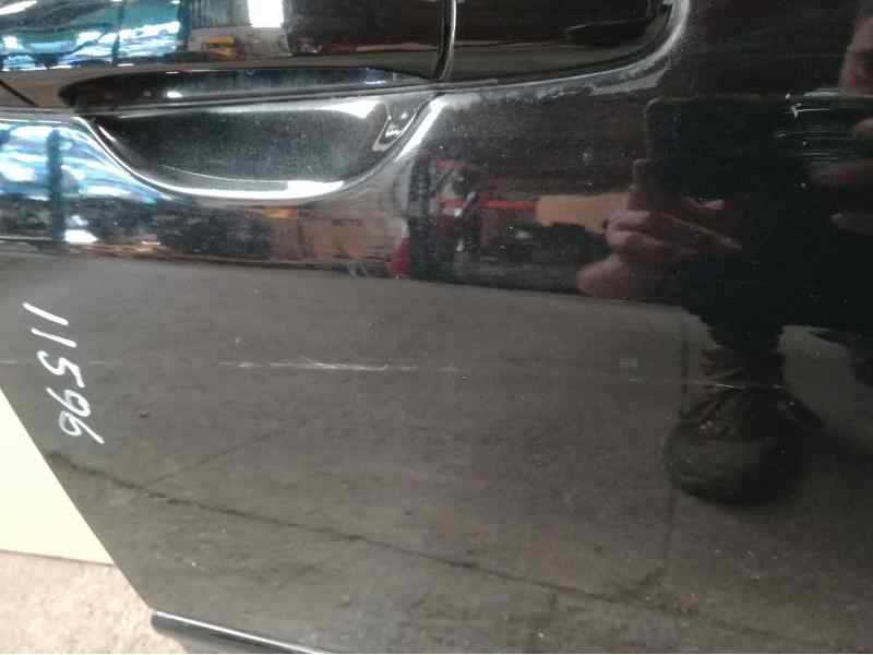 Recambio de puerta delantera derecha para lexus is200 (gxe10) 2.0 referencia OEM IAM  TOCADA 