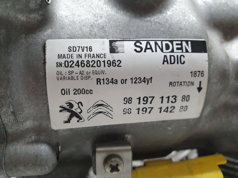 Recambio de compresor aire acondicionado para peugeot boxer furgón 330 l1h2 pro bluehdi 130 referencia OEM IAM 9819711380 SD7V16