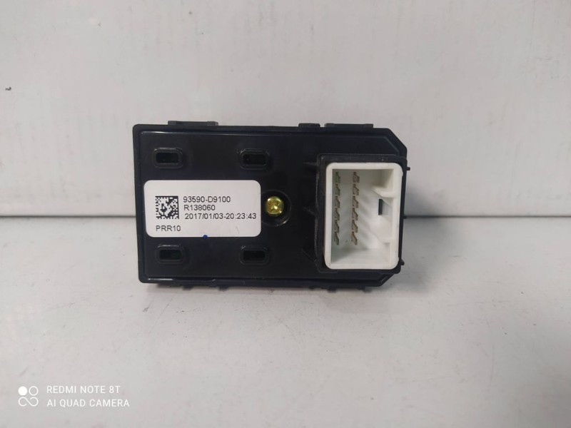 Recambio de mando elevalunas trasero derecho para kia sportage edition 7 2wd referencia OEM IAM 93590D9100  