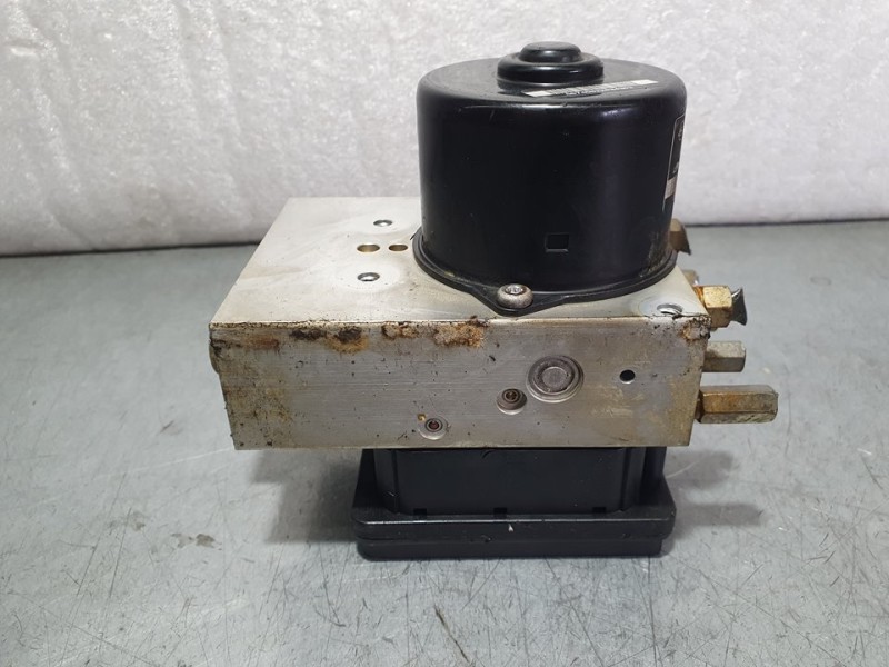 Recambio de abs para ssangyong rodius xdi referencia OEM IAM 4894021300 06210202404 ATE