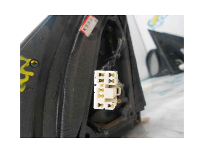 Recambio de retrovisor derecho para kia carnival td ls referencia OEM IAM   ELECTRICO
