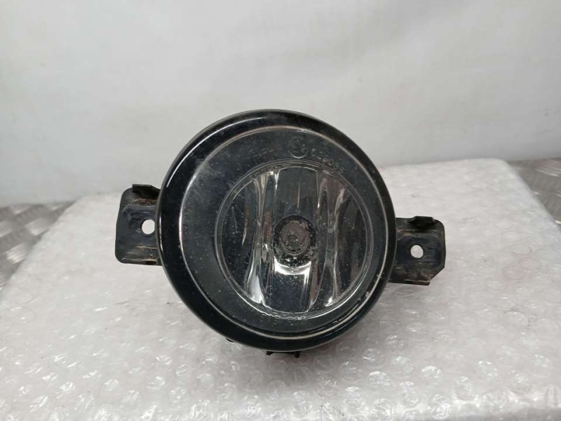 Recambio de faro antiniebla izquierdo para renault clio iii confort dynamique referencia OEM IAM 8200002469  VALEO